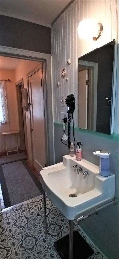 Historical John Rast House Circa 1875 Guest house *